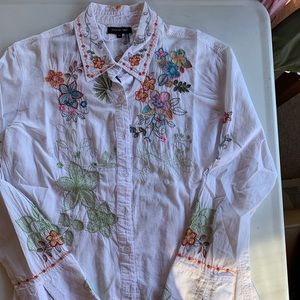 Embroidered blouse
